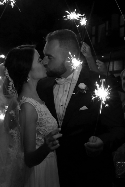My Day Sorted - Spectacular wedding pic